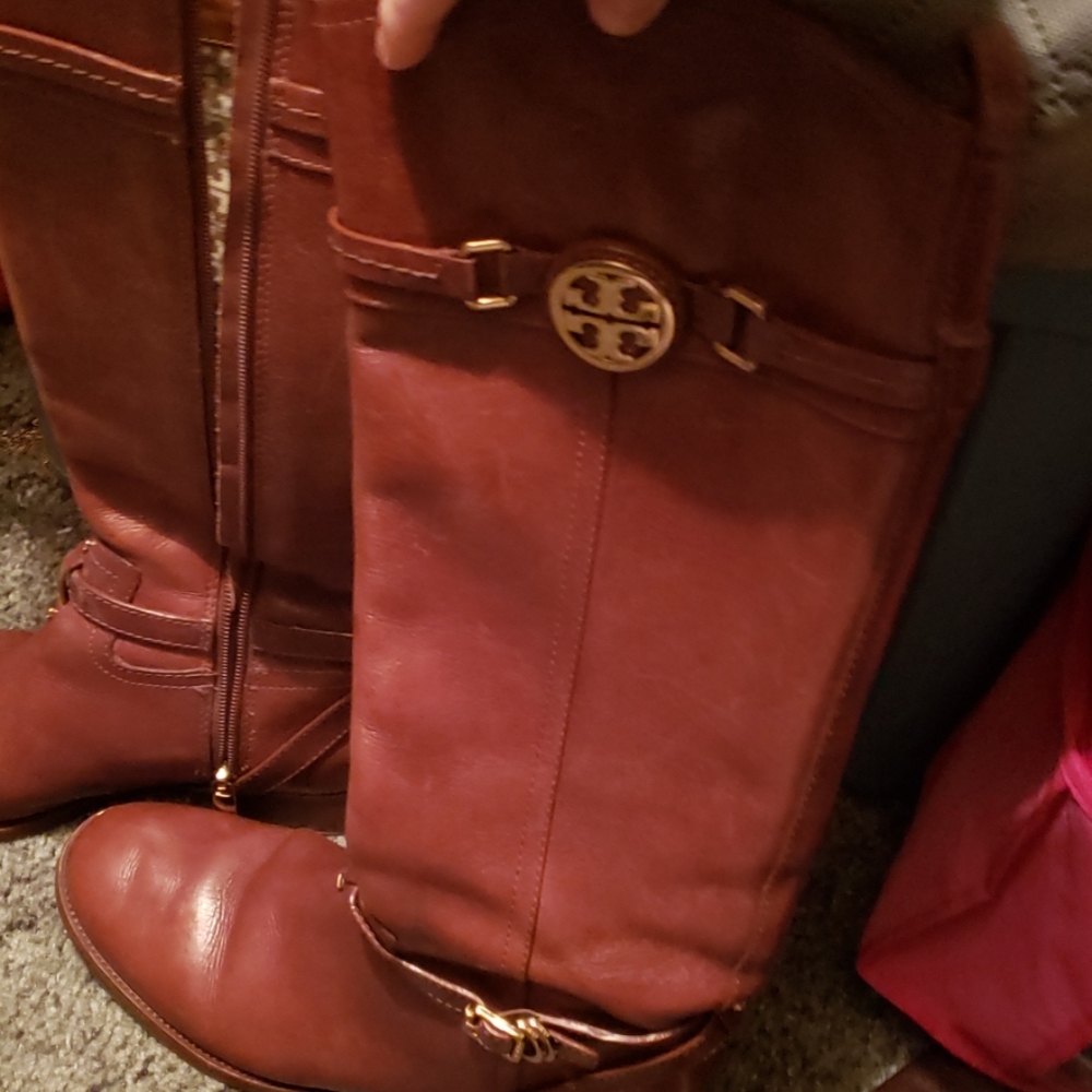 Tory burch calista boots size 8